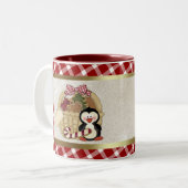 Cute Penguin Holiday Basket Tweekleurige Koffiemok (Voorkant links)