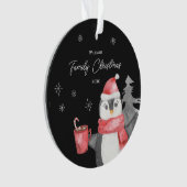 Cute Penguin Kerstmis met familienaam en Jaar Ornament (voorkant)