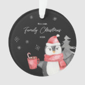 Cute Penguin Kerstmis met familienaam en Jaar Ornament (voorkant)