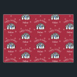 Cute Penguin Persoonlijke Kerstmis Inpakpapier Vel<br><div class="desc">Laat uw cadeaus opvallen dit vakantieseizoen met leuke en gepersonaliseerde kerstcadeauverpakking. Met speelse pinguïns in een feestelijke stemming. Perfect voor het toevoegen van een touch persoonlijkheid en stijl aan uw geschenken.</div>