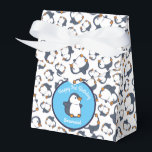 Cute Penguin Winter Kids Birthday Party Bedankdoosjes<br><div class="desc">Deze schattige kleurrijke pinguïn verjaardagsfeestdag zijn perfect voor een kind verjaardagsfeest! Pas de tekst aan om ze zelf te maken. De moderne kijk en het moderne gevoel is de perfecte manier om je kleine te vieren die van pinguïns en vogels houdt op hun verjaardag! Ideaal voor kleine jongens en meisjes!...</div>