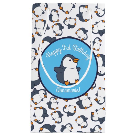 Cute Penguin Winter Kids Birthday Party Klein Cadeauzakje (Voorkant)