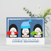 Cute Penguins Cookie Exchange Party Invitation Kaart (Staand voorkant)