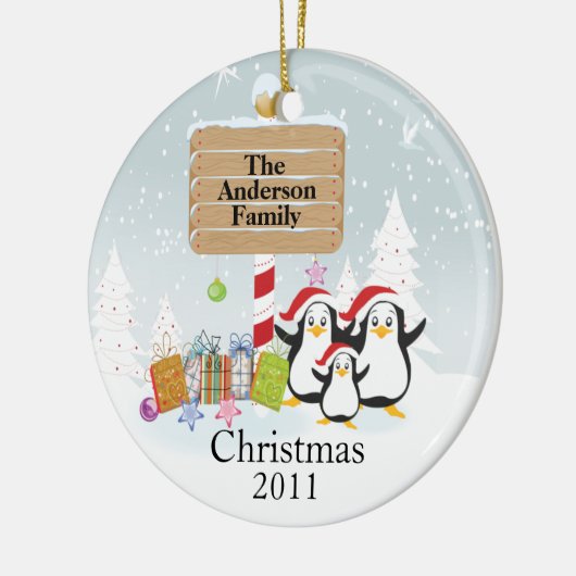 Cute Penguins Familie van 3 kerstversiering Keramisch Ornament (Links)