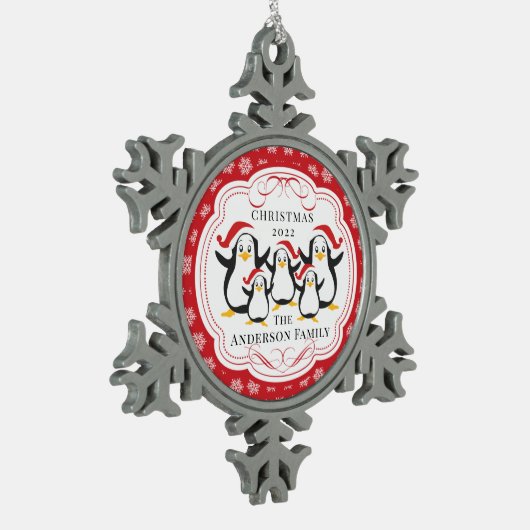 Cute Penguins Familie van 5 kerstversiering Tin Sneeuwvlok Ornament (Links)