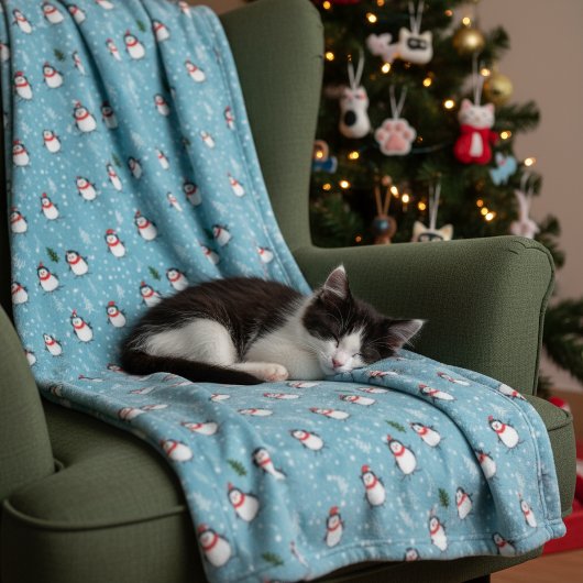 Cute Penguins on Light Blue with Snowflakes Fleece Deken