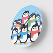 Cute Penguins Winter Scarves Group Hug Ronde Klok (Hoek)