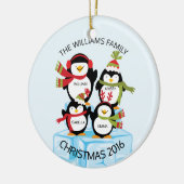 CUTE Personalized Family of 4 Penguins Kerstmis Keramisch Ornament (Links)