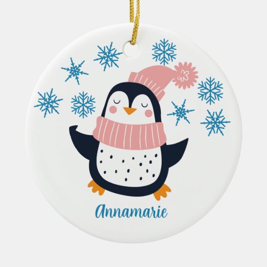 Cute Personalized Penguin Pink Scarf Kerstmis Keramisch Ornament (Voorkant)