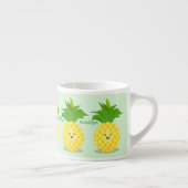 Cute pineapple cartoon illustratie espresso kop (Rechts)
