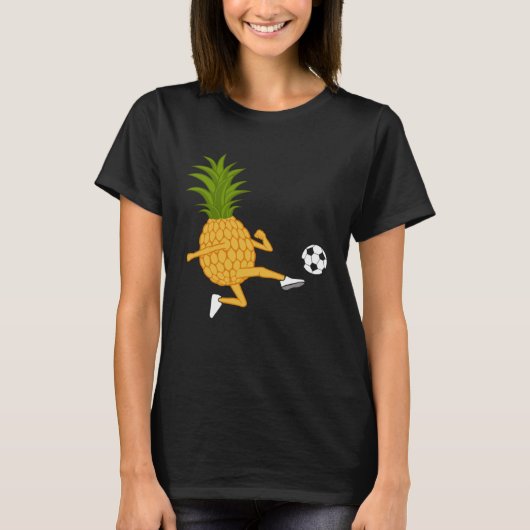 Cute Pineapple Kicking Ironic Summer Fruits T-shirt (Voorkant)
