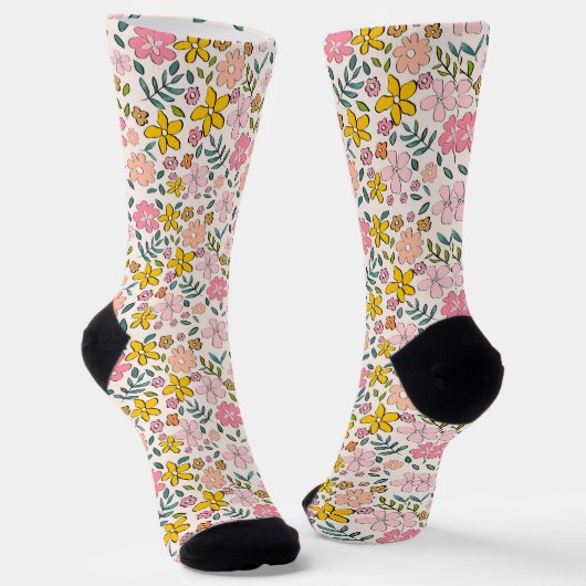 Cute Pink and Yellow Floral Pattern Sokken (Gebogen)