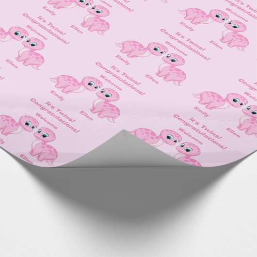 Cute Pink Baby Girl Dinosaur Cadeaupapier (Hoek)
