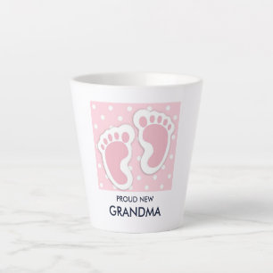 Cute Pink Baby Girl Footprint Proud Grandma Latte Mok