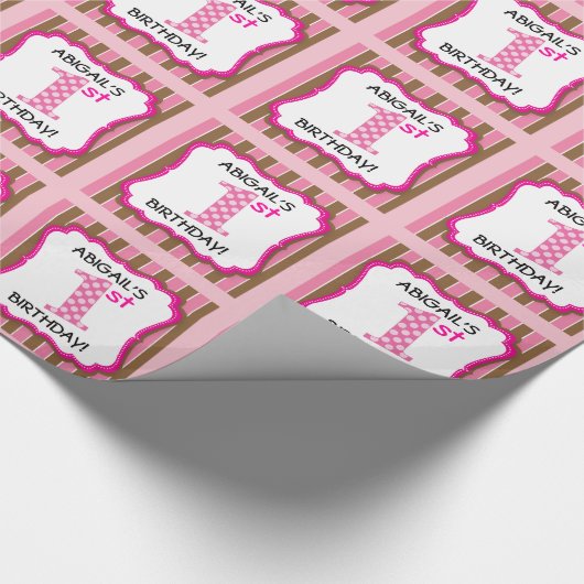Cute Pink & Brown Girl's 1e verjaardag gepersonali Cadeaupapier (Hoek)