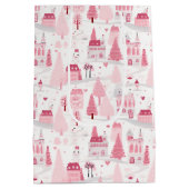 Cute Pink Christmas Village Snowy Day Medium Cadeauzakje (Achterkant)