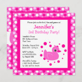 Cute Pink Ducky met Polka Dots Birthday Invite Kaart (Voorkant / Achterkant)