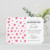 Cute Pink en Green Hearts Pattern Birthday Kaart (Staand voorkant)