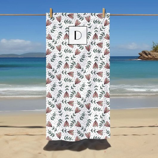 Cute Pink Floral Flowers Pattern Jouw naam on Strandlaken