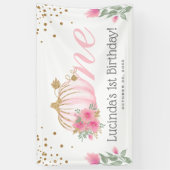Cute Pink Floral & Gold 1e verjaardag Spandoek (Verticaal)