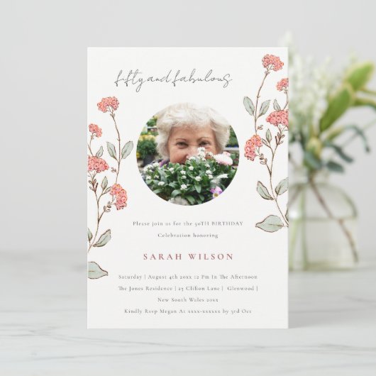 Cute Pink Flower Wreath Foto 50th Birthday Invite Bedankkaart (Staand voorkant)