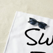 Cute Pink Kawaii Cupcake Halloween Party Strandlaken (In situ)