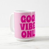 cute pink mug that just instantly makes you smile koffiemok (Voorkant links)