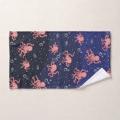Cute Pink Octopus in de Galaxy Ocean  Bad Handdoek (Handdoek)