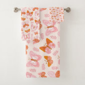 Cute Pink Oranje Boho Butterfly Pattern Bad Handdoek (Insitu)