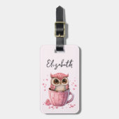 Cute Pink Owl in een Cup Bagagelabel (Voorkant verticaal)