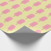 Cute Pink Popsitern Yellow Background Cadeaupapier (Hoek)