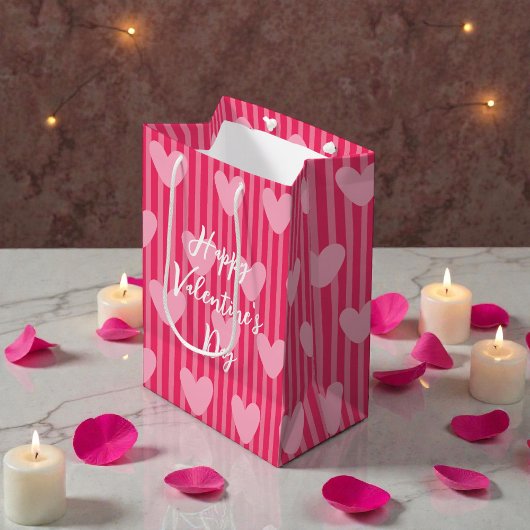Cute Pink Stripes and Hearts Valentine Pattern Medium Cadeauzakje