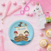 Cute Pirate Boys & Big Ship Custom Name Papieren Bordje (Feest)