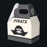 Cute Pirate Kids Birthday Party Bedankdoosjes<br><div class="desc">Schattigee gunst box voor een piratenthemafeest.</div>