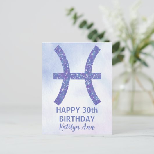 Cute Pisces Sign Custom Paars Happy Birthday Briefkaart (Staand voorkant)