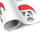 Cute Pit Bull Wearing Santa Hat Cadeaupapier (Rol Hoek)
