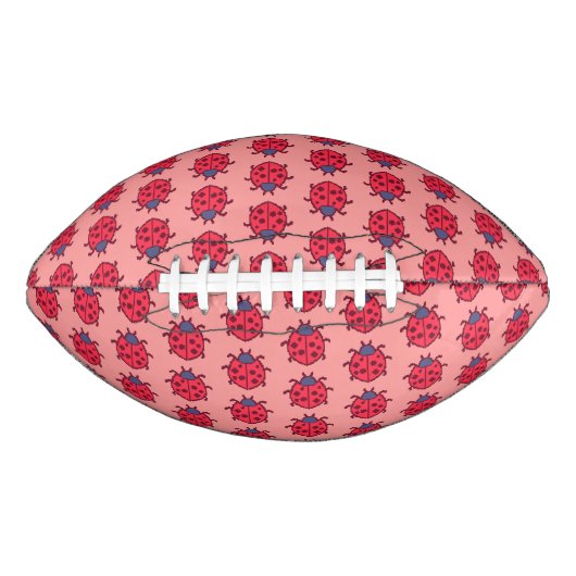 Cute pixeled ladybug insect werpt kussen american football (Voorkant)