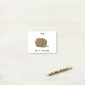 Cute Potato Post-it® Notes (Op bureau)