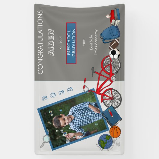 Cute Preschool Afstuderen Photo - Boy Spandoek (Verticaal)