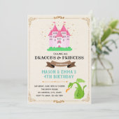 Cute princess dragon joint verjaardagsuitnodiging kaart (Staand voorkant)