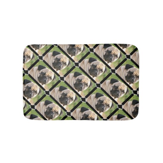 Cute Pug Badmat (Voorkant)