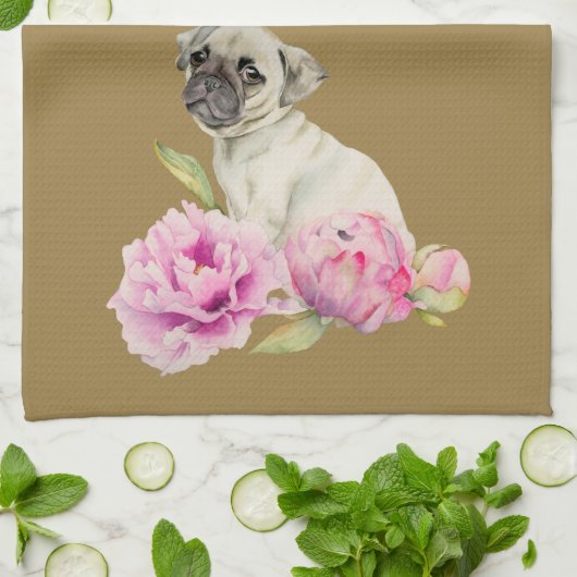 Cute Pug Dog en Peony Flowers Illustration Theedoek (Gevouwen)