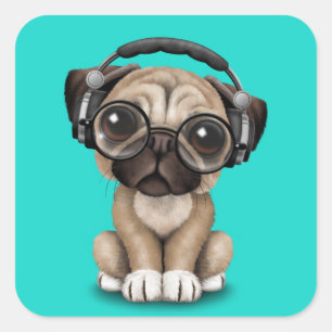Cute Pug-hoofdtelefoon met puppy Wearing Vierkante Sticker