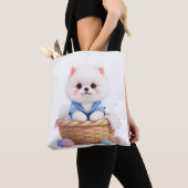 Cute Puppy in Basket Tote Bag (Dichtbij)