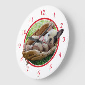 Cute Puppy in een Baseball Mitt Grote Klok (Hoek)