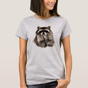 Cute Raccoon Baling Kisses Humor Animal art T-shirt