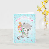 Cute Raccoon Holding Flowers Schattige Moederdag Kaart (Gele Bloem)