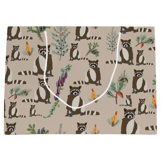 Cute Raccoon in Pine Forest Pattern Groot Cadeauzakje (Voorkant)