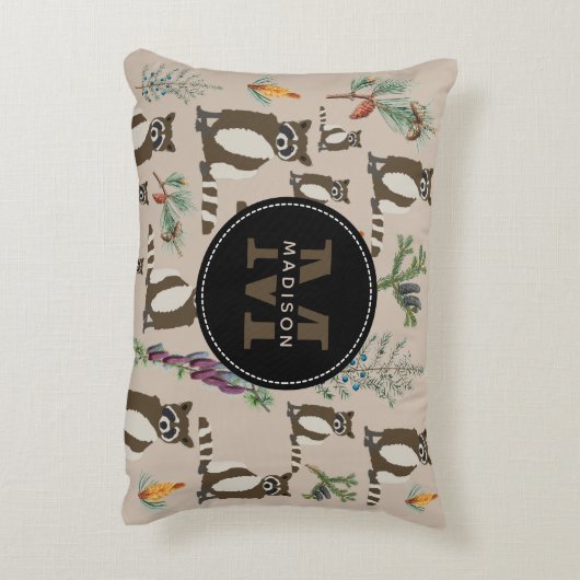 Cute Raccoon in Pine Forest Pattern Monogram Accent Kussen (Achterkant (Verticaal))