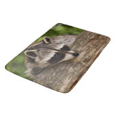 Cute Raccoon Resting on a Log Badmat (Gekanteld)